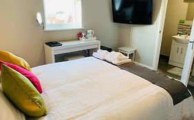 The Greenwich Rooms - Burger & Bird Bar & Restaurant